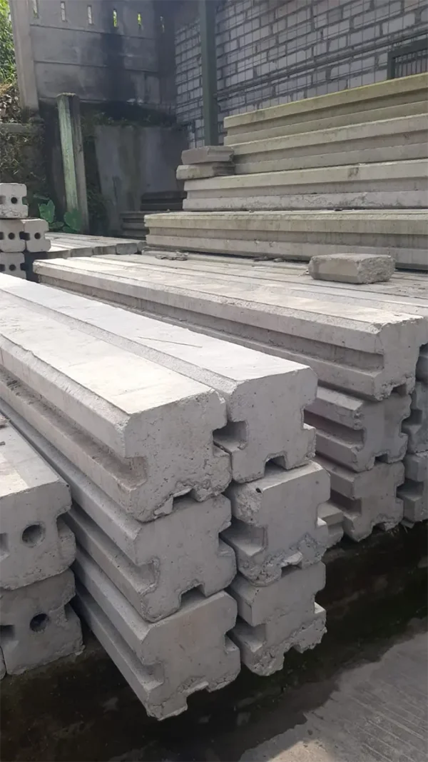 Kolom Panel Precast