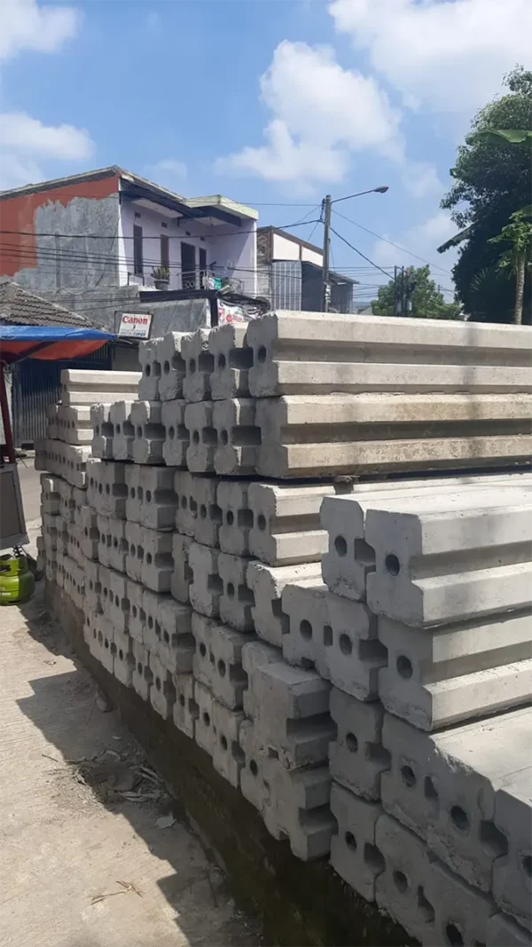 Kolom Panel Precast